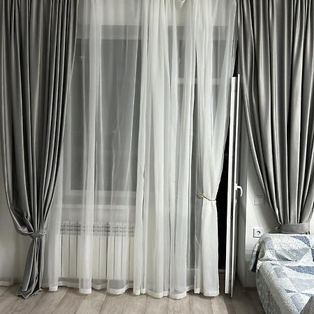 Апартаменты Жасмин Karaganda Exterior photo